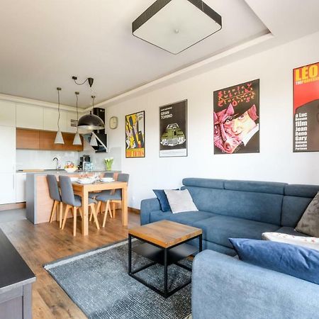 Cinema Apartment - Варшава Екстериор снимка