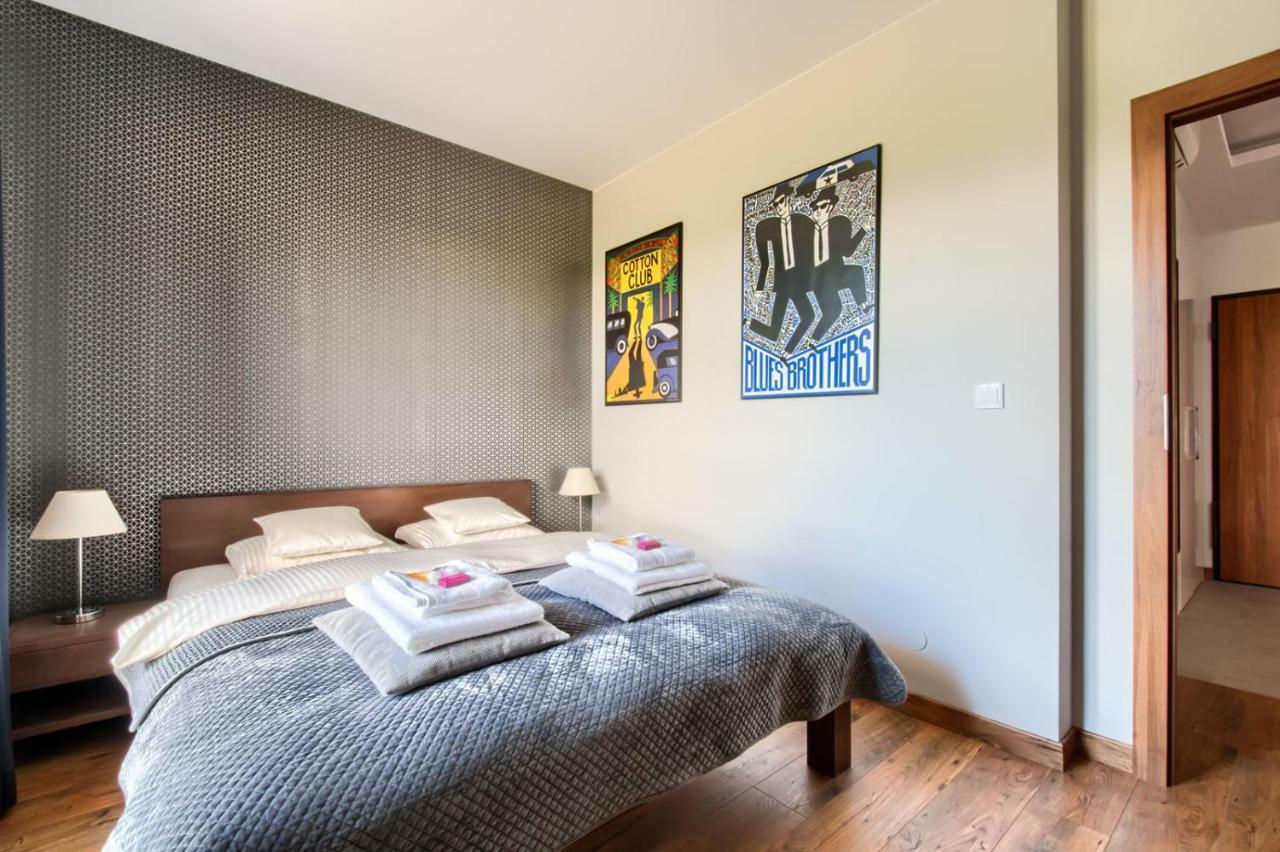 Cinema Apartment - Варшава Екстериор снимка