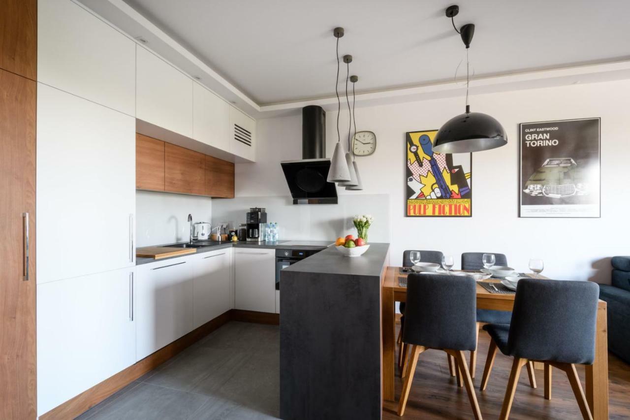 Cinema Apartment - Варшава Екстериор снимка